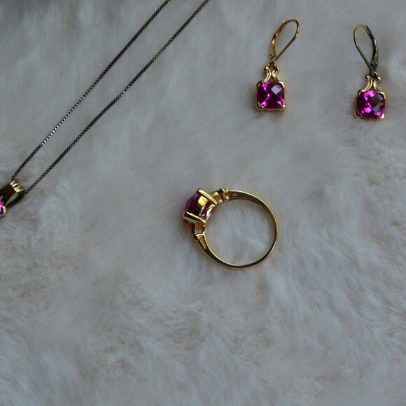 Technibond Sterling Silver Goldtone Necklace Ring & Earrings Ruby Set - Picture 7 of 10